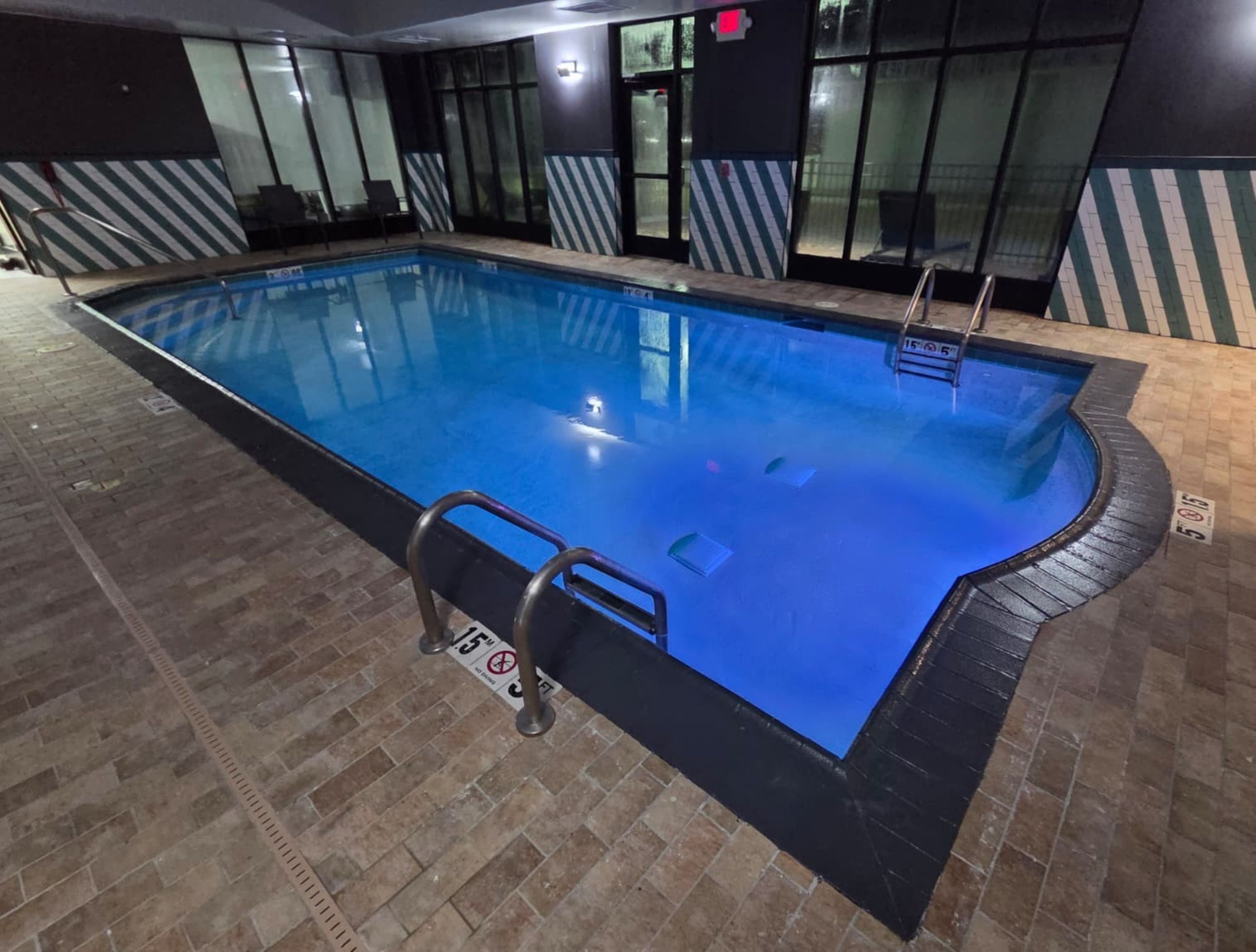 Holiday Inn St. Louis Fairview Heights 45/72