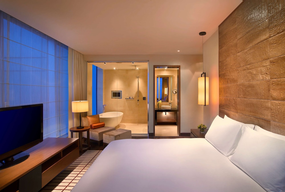 Grand Hyatt Macau 10/68