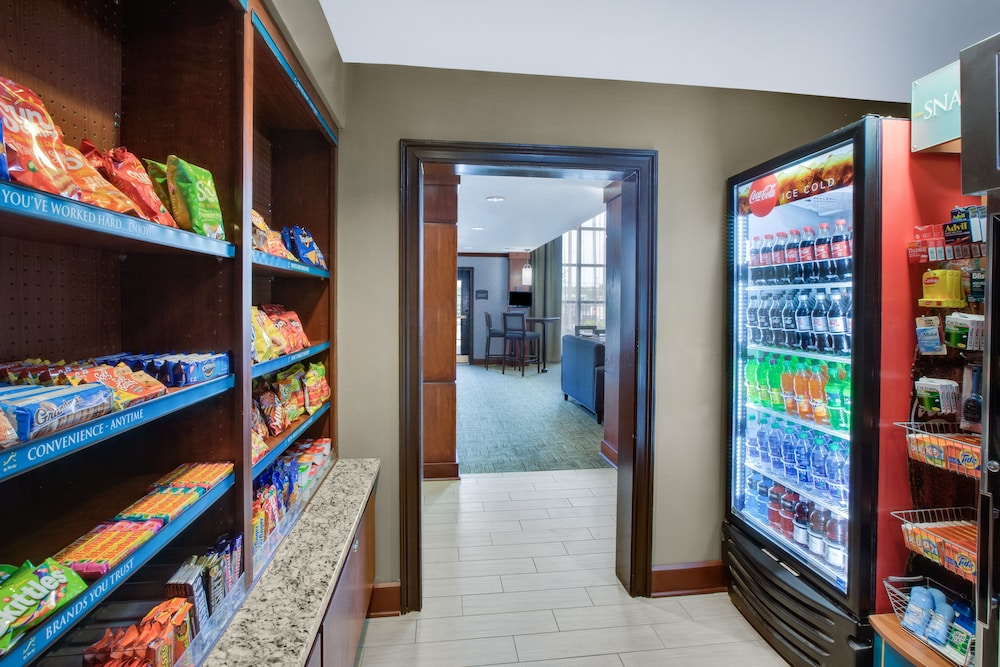 Staybridge Suites Louisville-East 24/61