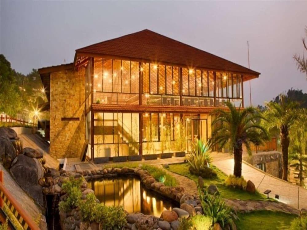 JSI Resort 5/56