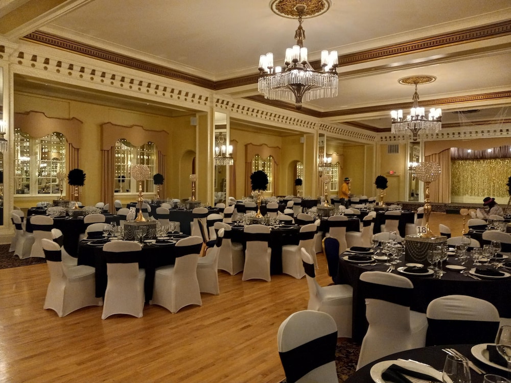 The Arlington Resort Hotel And Spa 43/54