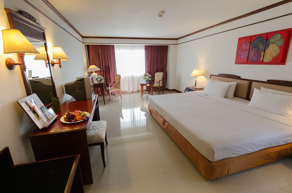 Mercure Chiang Mai Hotel 18/61