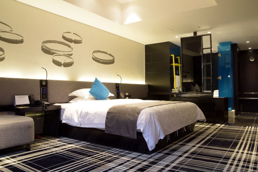 Likto Hotel 21/64