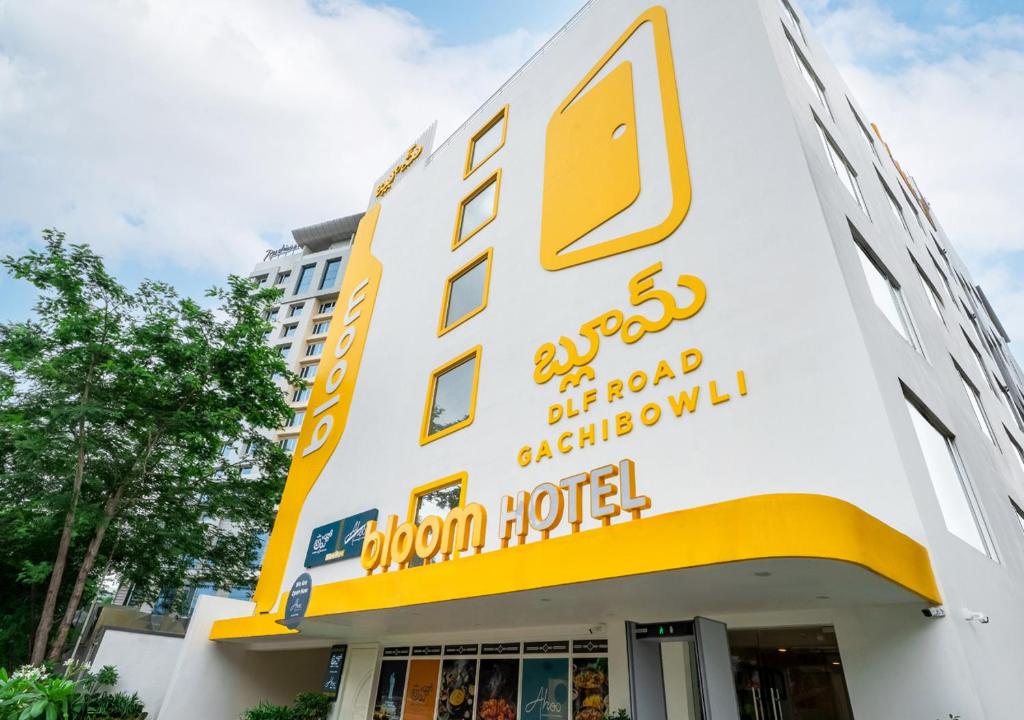 Bloom Hotel Dlf Road Gachibowli 1/17