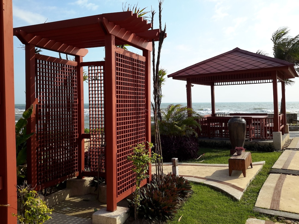 Beachfront Family Penthouse Hua Hin photo5