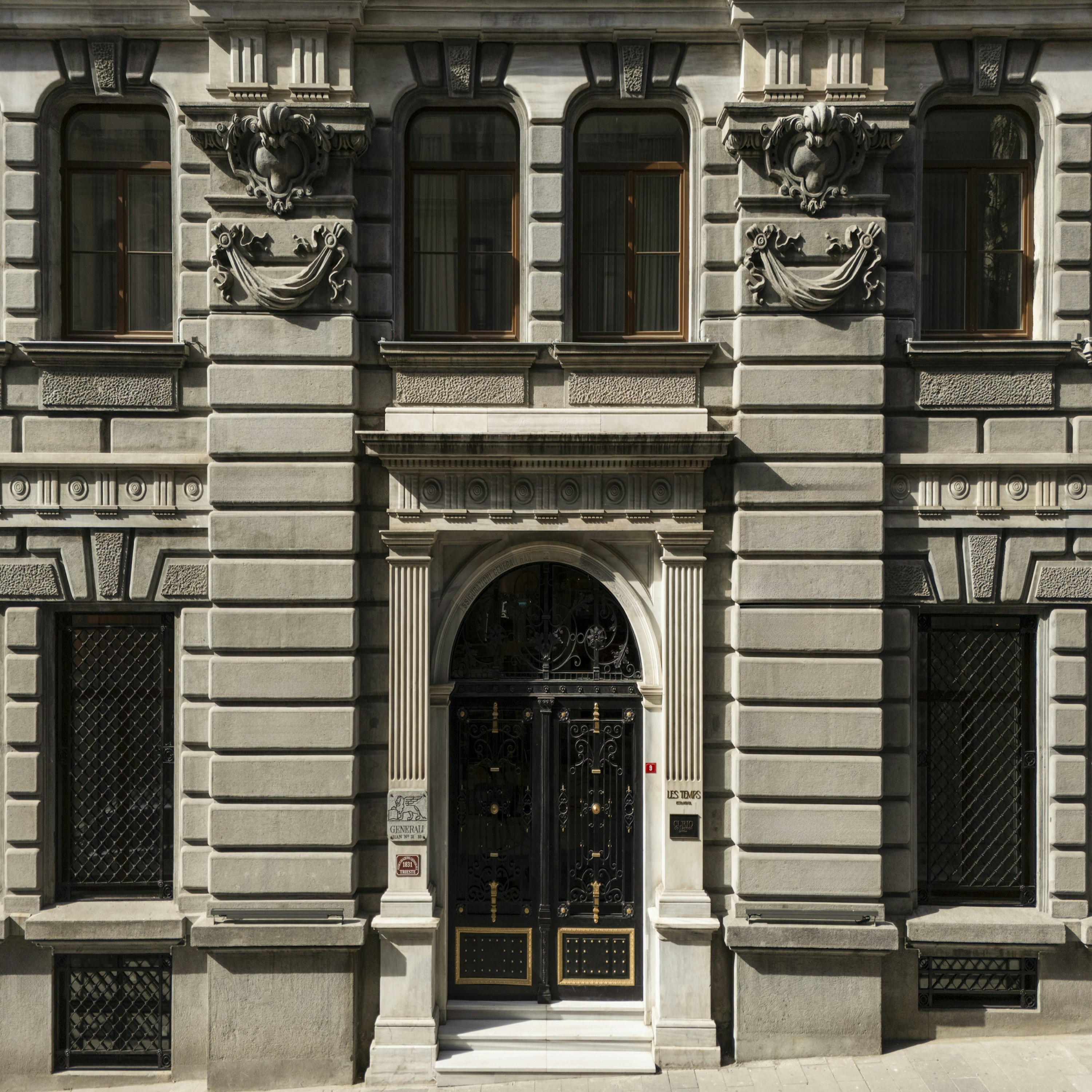 Les Temps Istanbul Karakoy, Curio Collection by Hilton 2/45