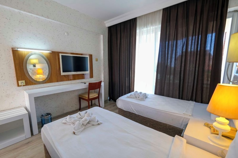 CLUB TESS HOTEL 20/47