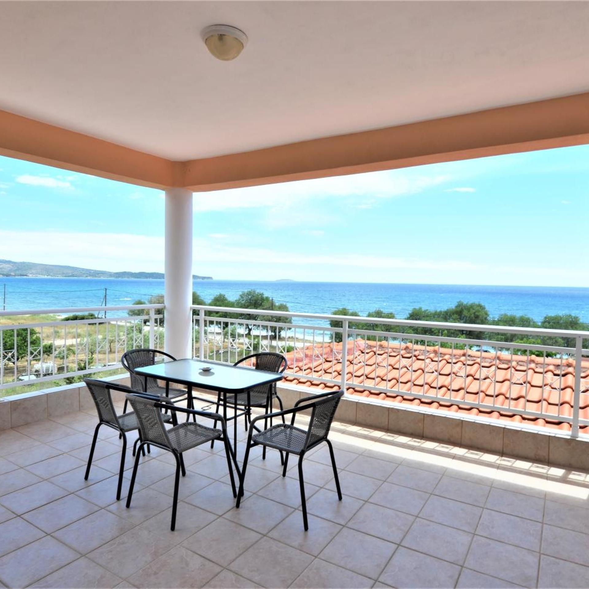 Grand Beach Hotel 50/67