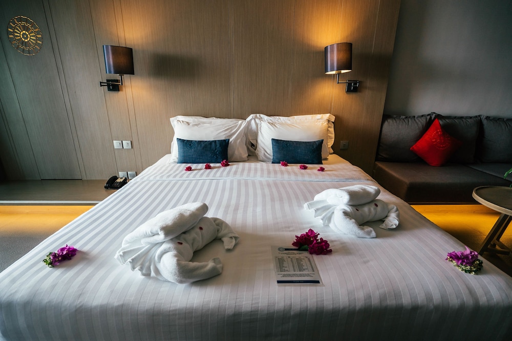 The Yama Hotel Phuket 27/74