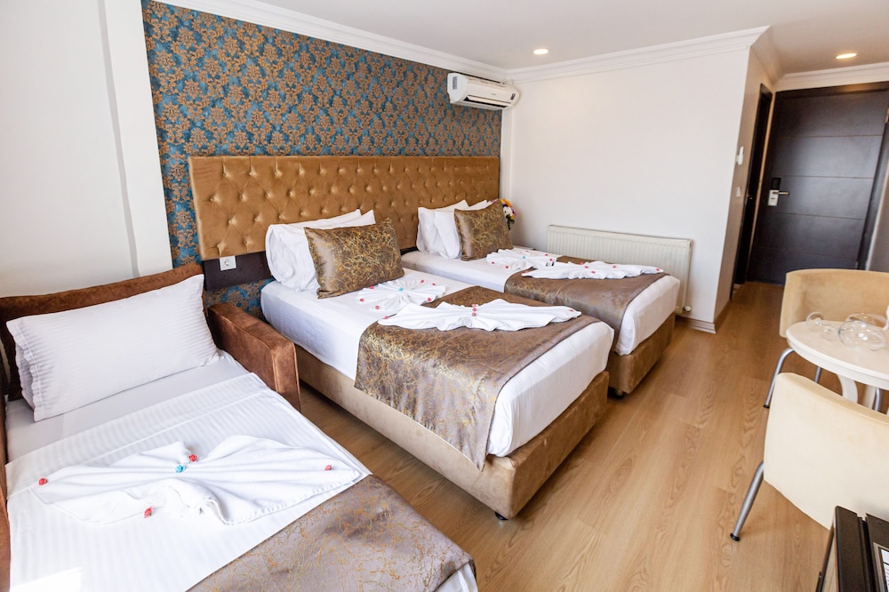 KUMRU HOTEL 13/50