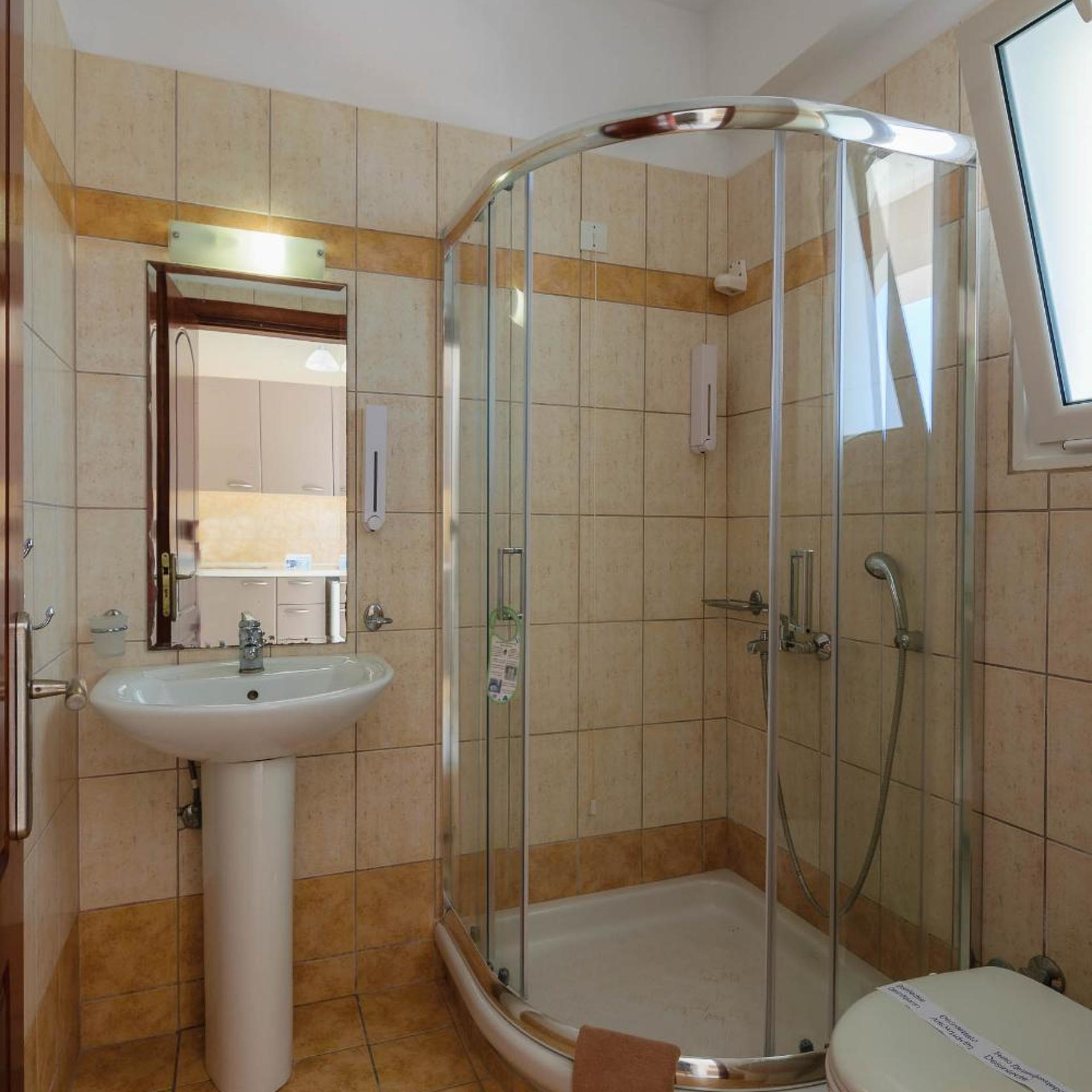 1 Bedroom, Apartment, Side Sea View