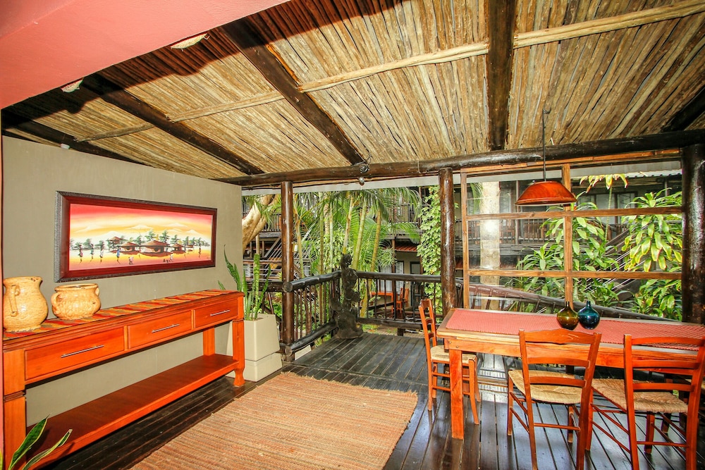 Umlilo Lodge 45/64