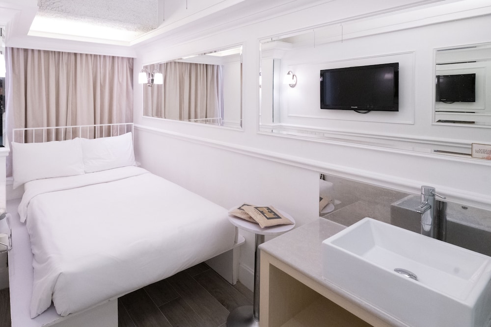 Mini Causeway Bay Hotel 64/64
