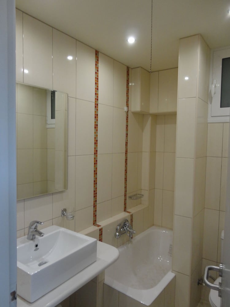 Hotel New Aegli 22/69