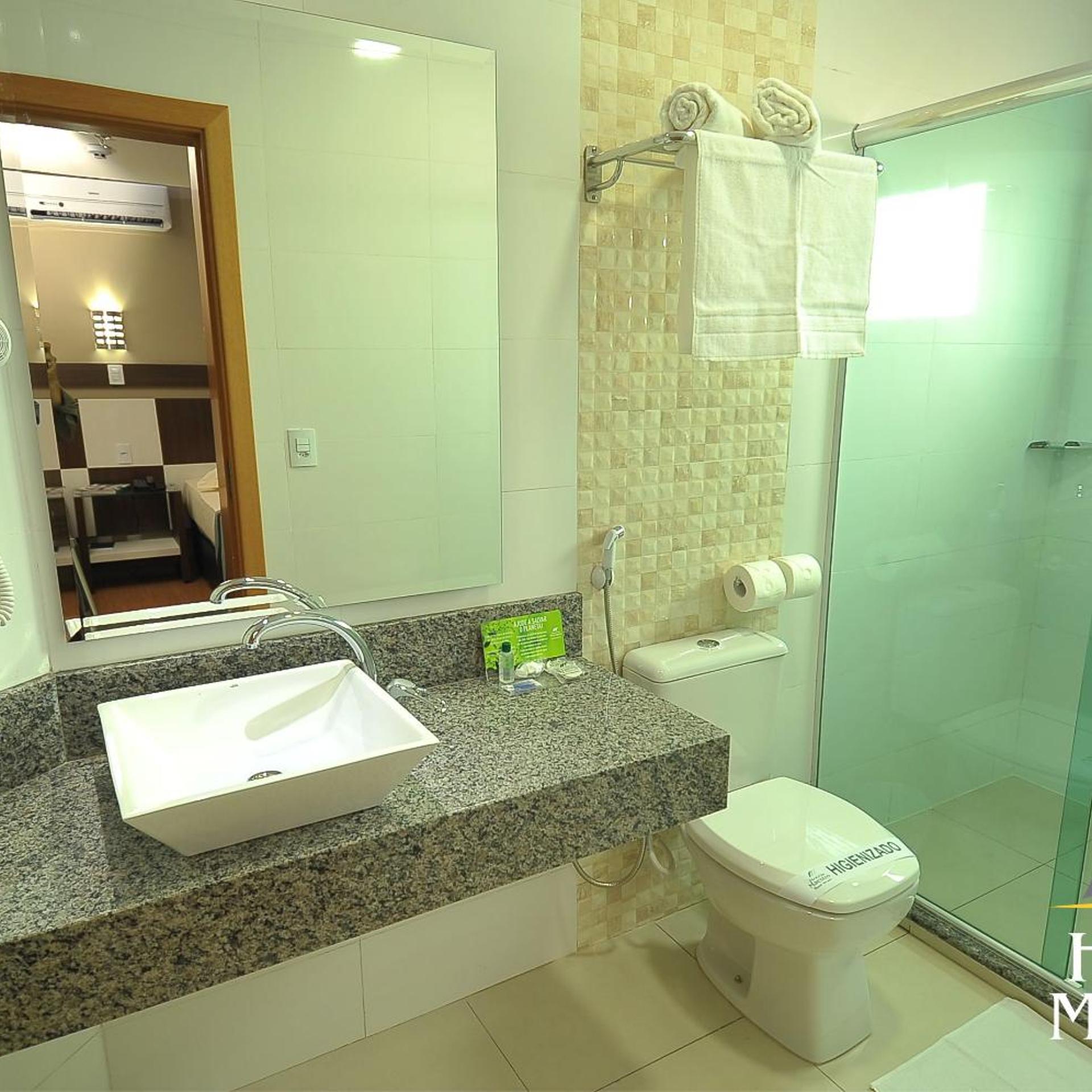 Maestro Premium Hotel 49/54