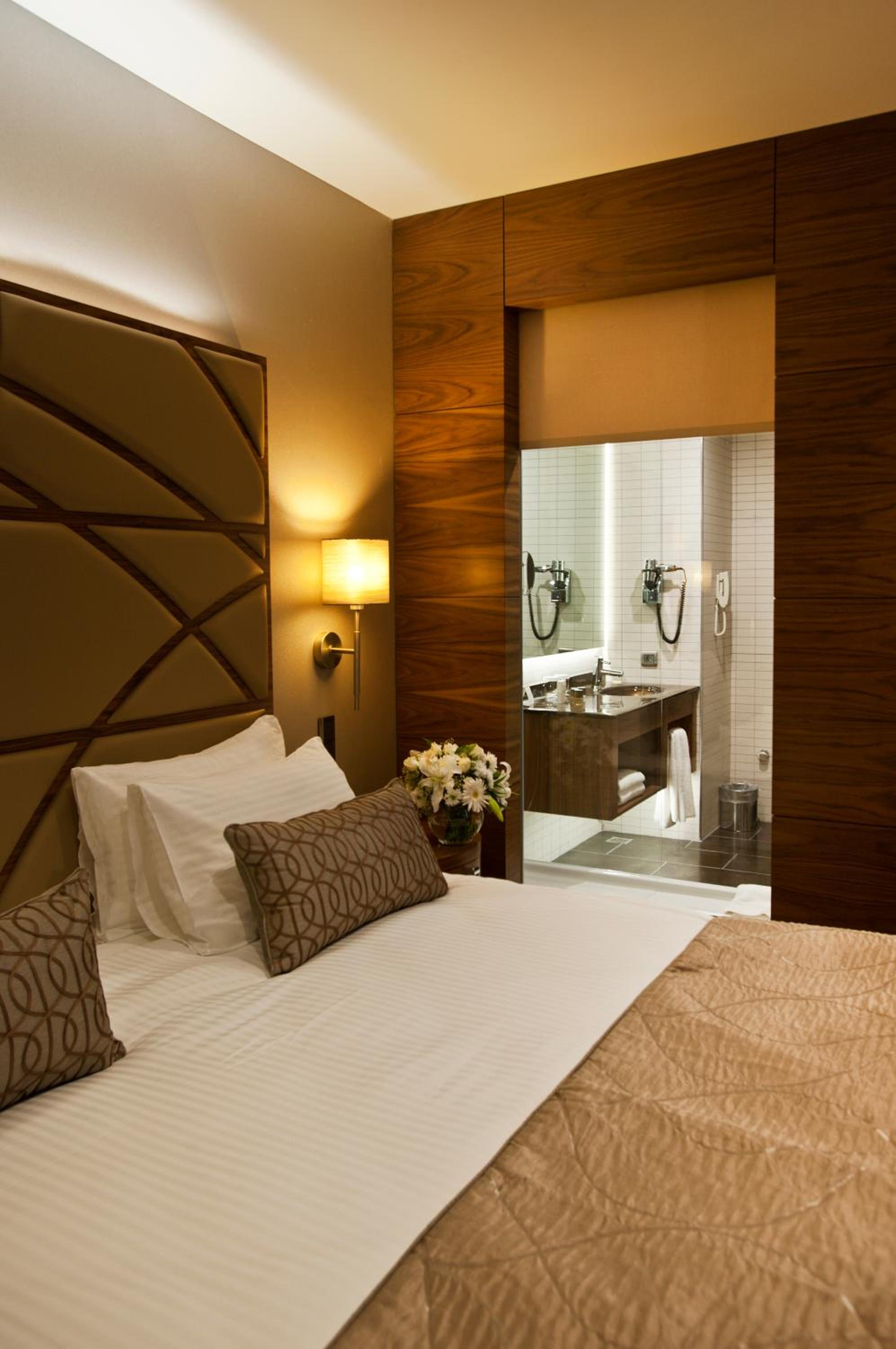 Connecting, Superior, Double Bed, Land View