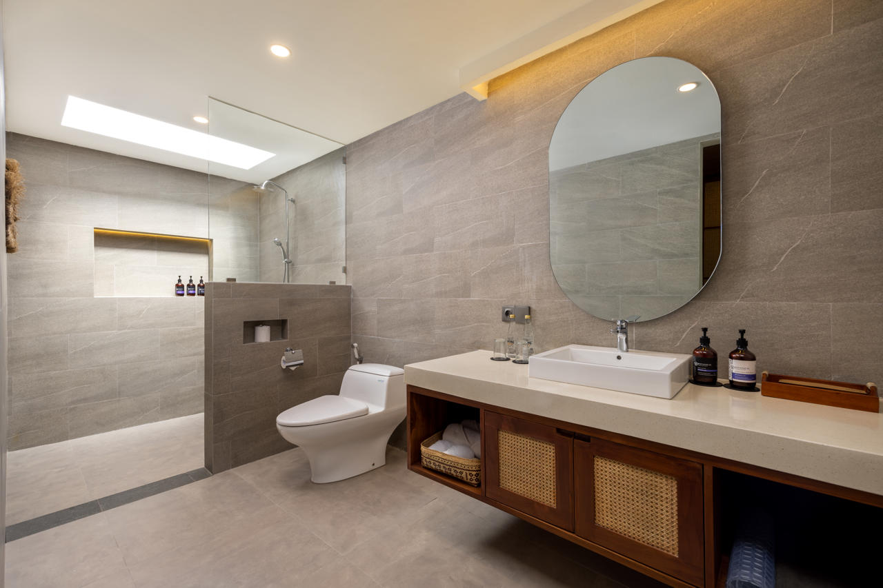 Tonys Villas and Resort Seminyak Bali 42/42