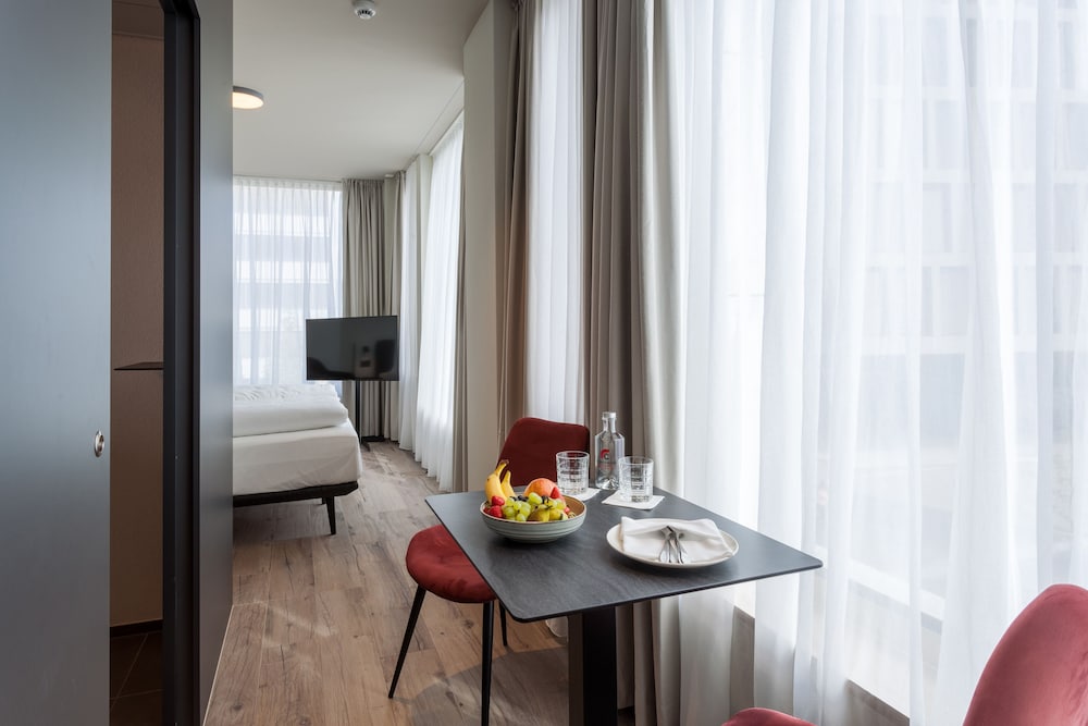 Centurion Swiss Quality Towerhotel 28/43
