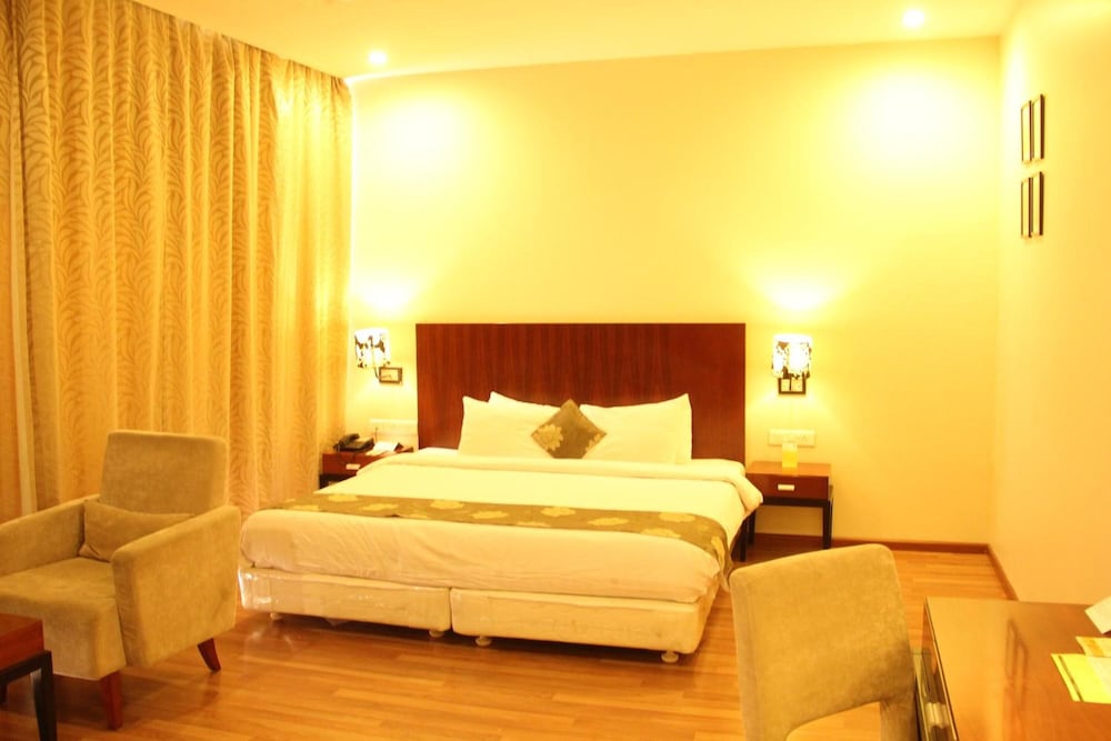 KEYS HOTEL, THE AURES 15/50