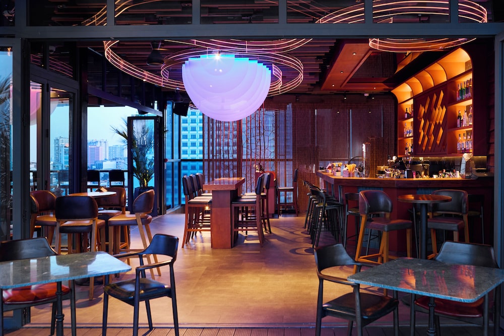 Kin Hotel Thi Sach Edition 48/55