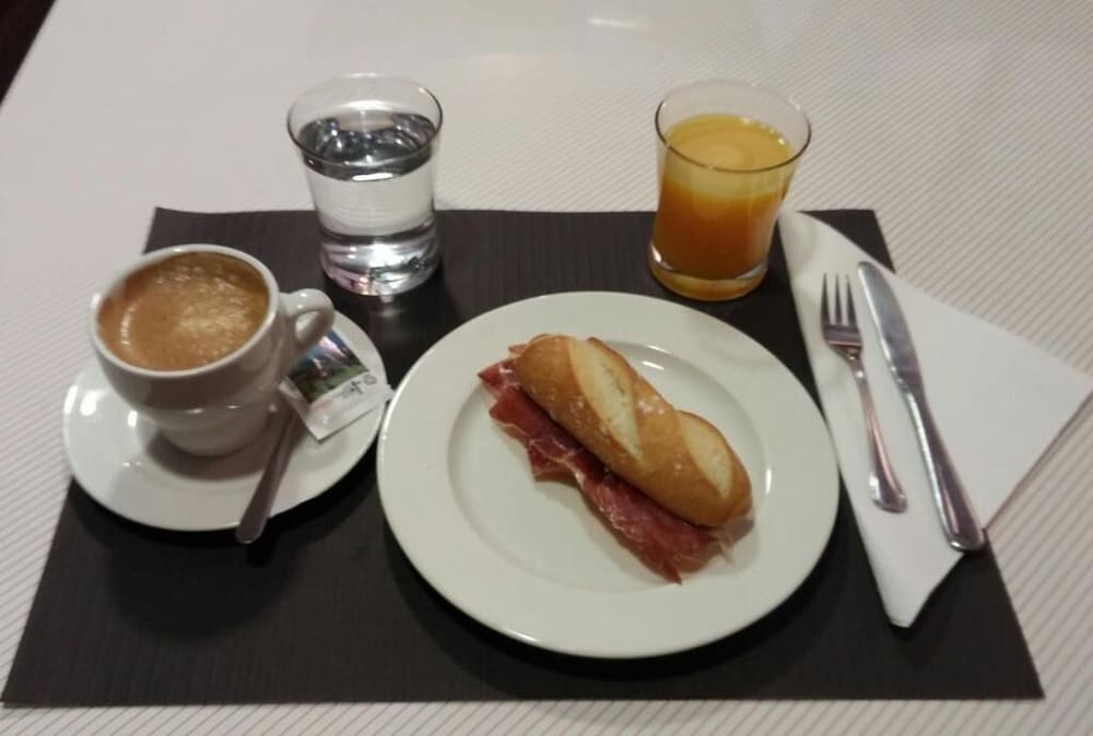 Hotel Bedoya 20/32