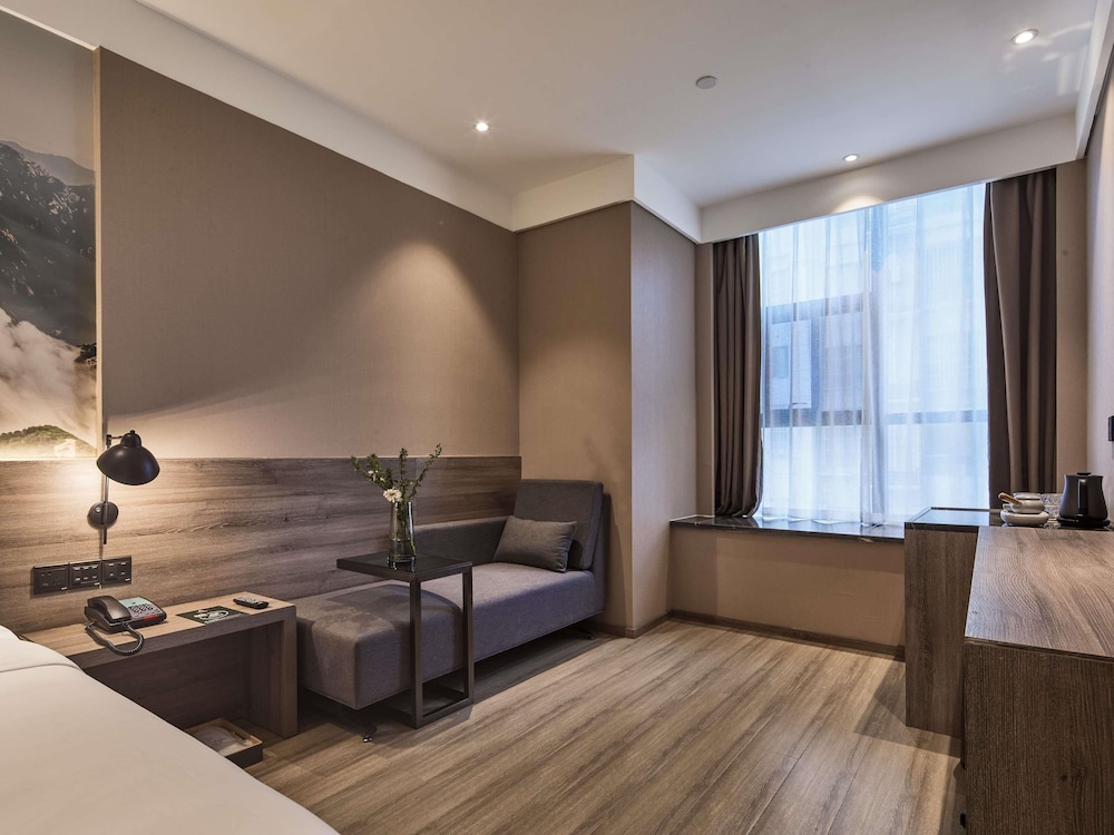 Mercure Xi'an Daming Palace 50/60
