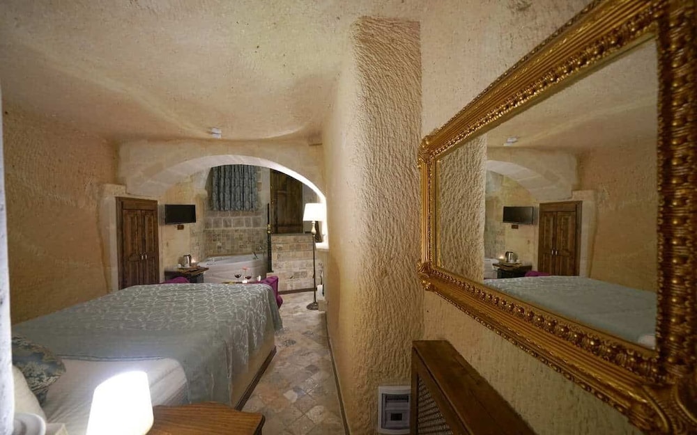 Arte Cave Hotel 49/50