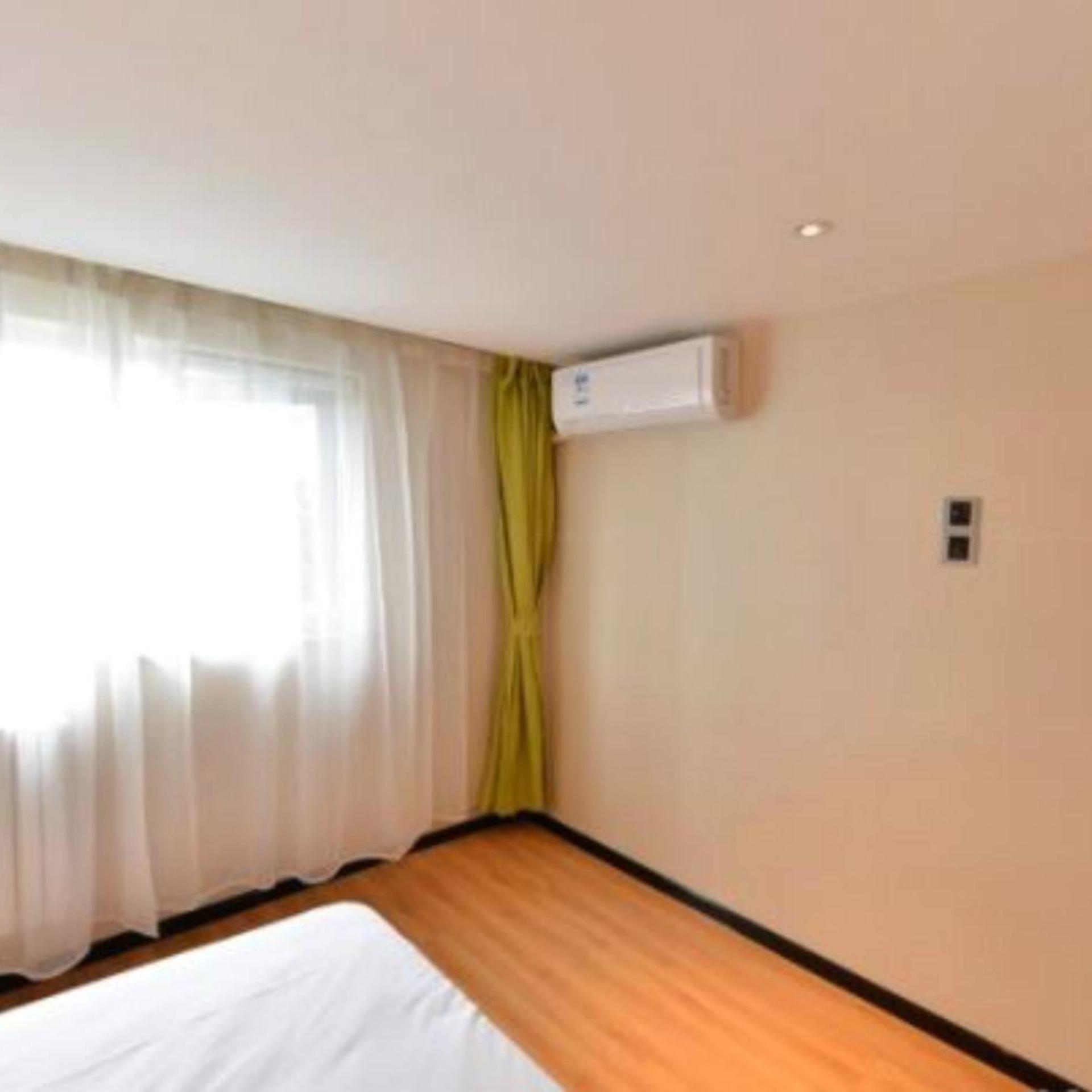 IU Hotel Beijing Zhongguancun Zhichunli Subway Station Branch 29/52