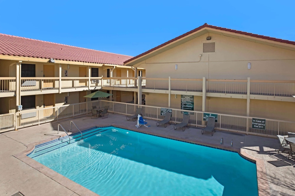 La Quinta Inn El Paso East Lomaland 3/42