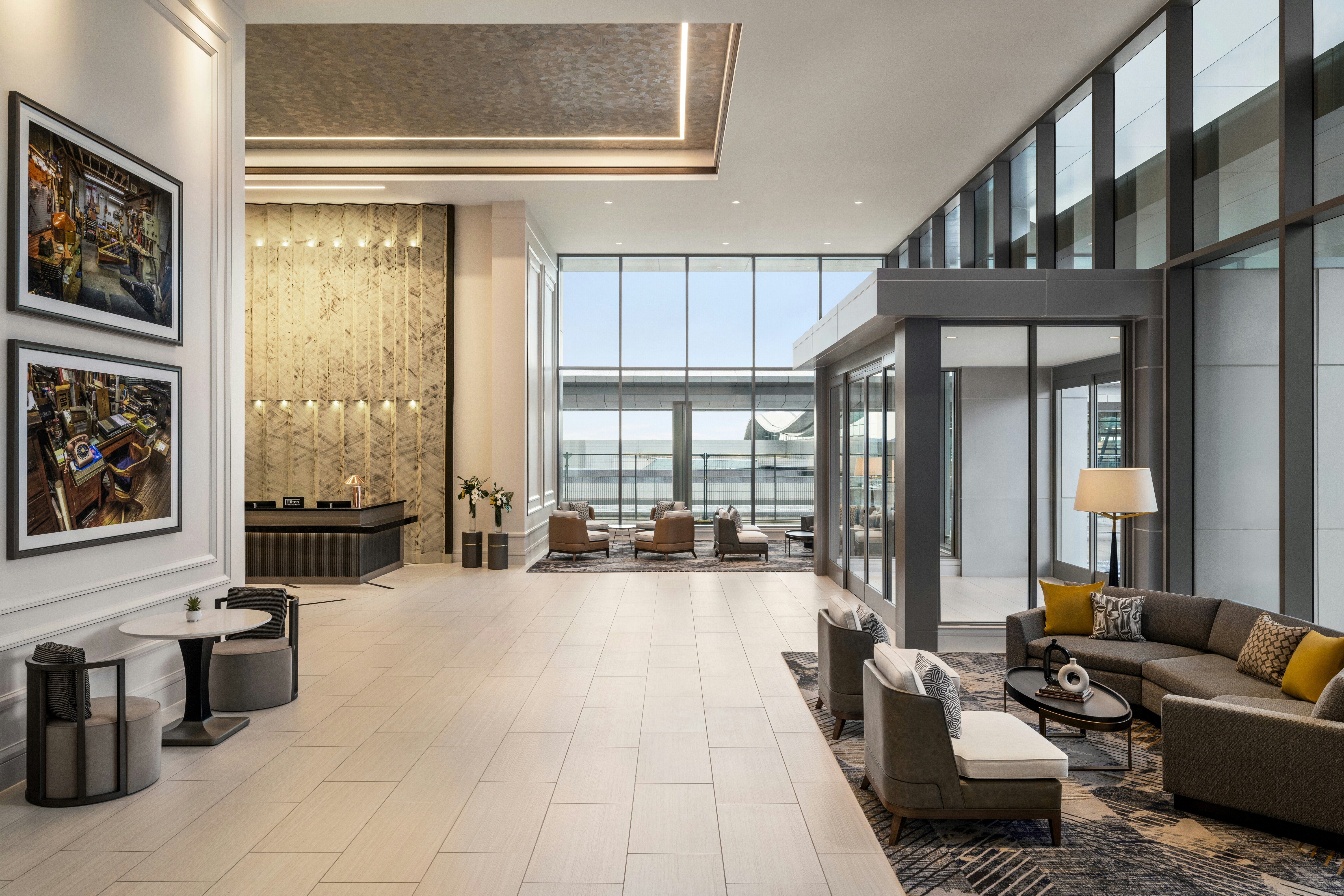 Hilton BNA Nashville Airport Terminal 23/53