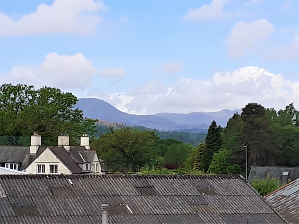 Brook House 29/32