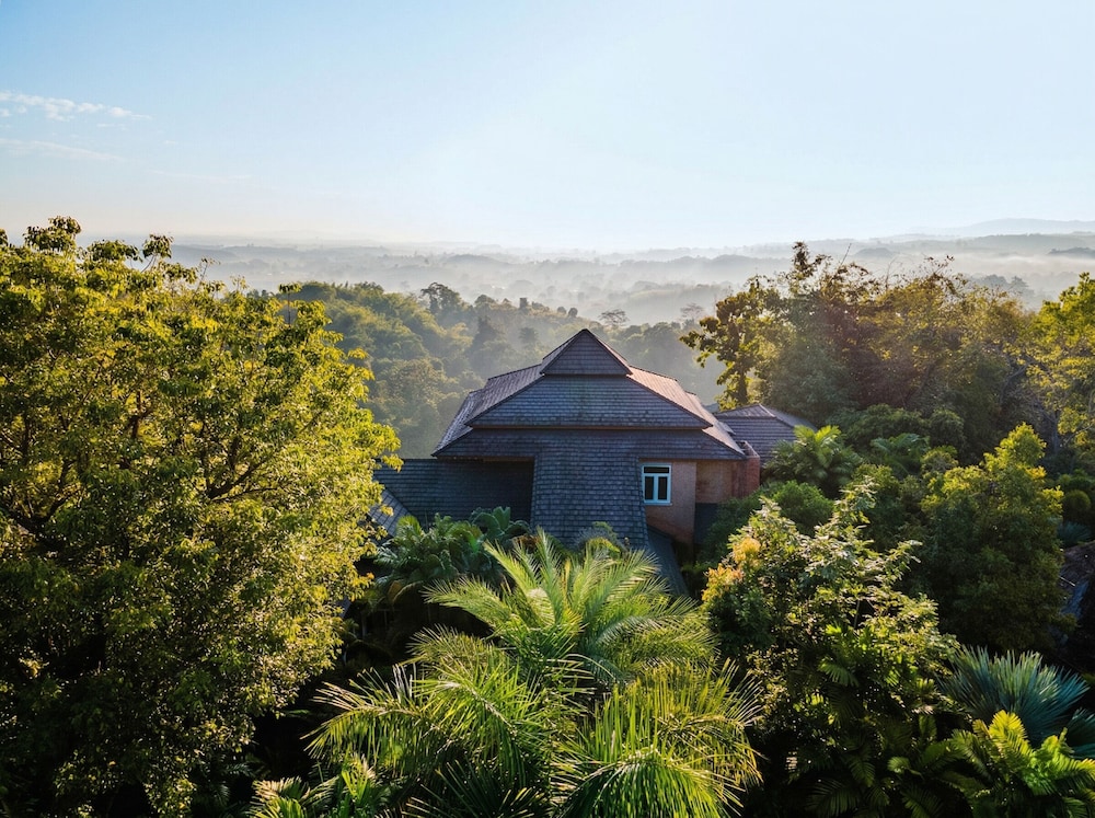 Katiliya Mountain Resort And Spa 8/79