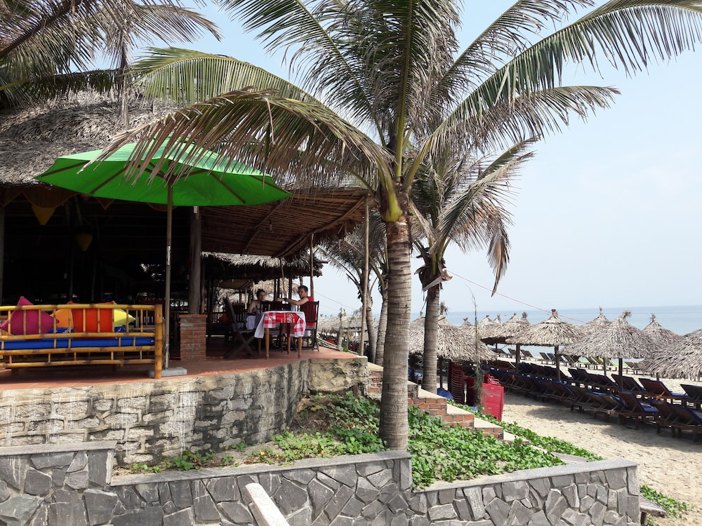 Life Beach Villa 3/64