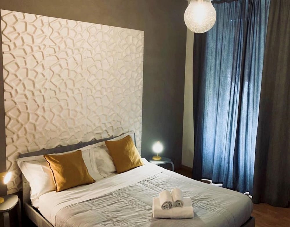 1 BEDROOM, DELUXE, CITY VIEW, BALCONY