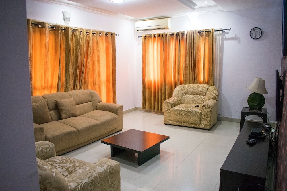 Sugarland Apartments Ikoyi 78/95