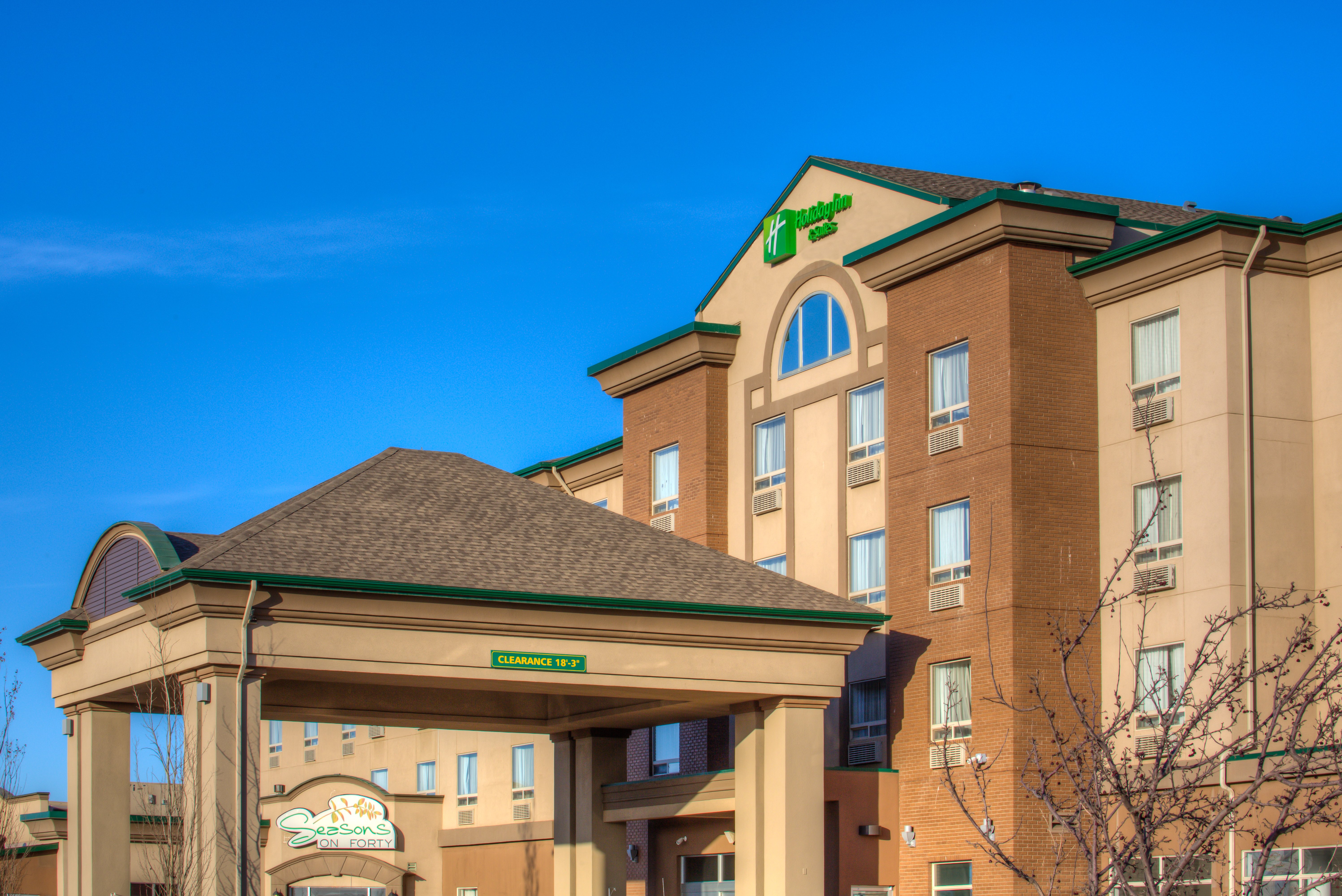 Holiday Inn Suites Grande Prairie Conference Ctr 3/41