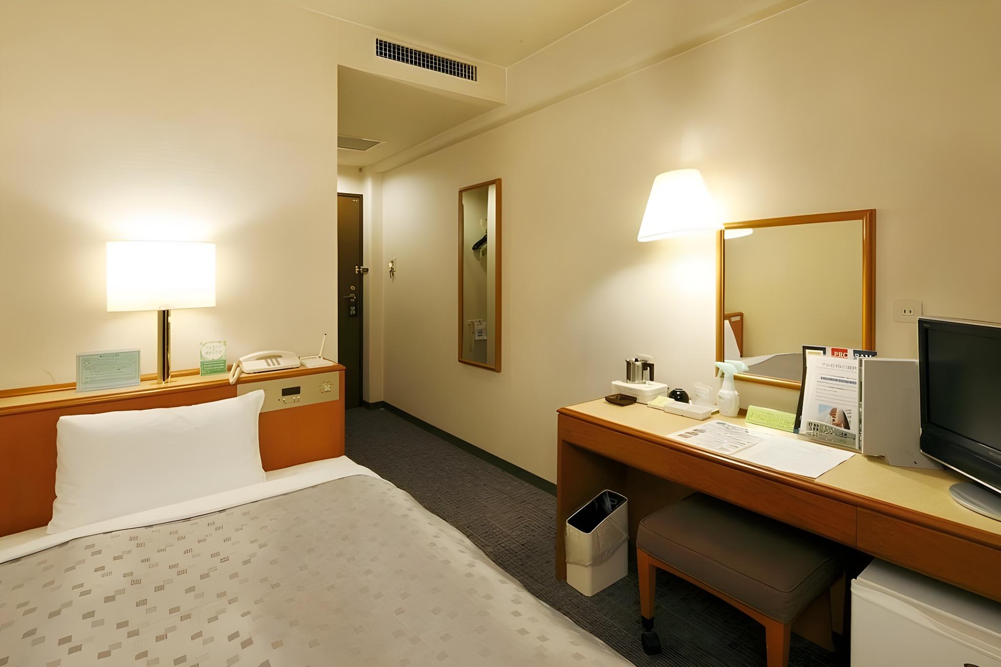 Semi Room, Standard, Semi Double Bed