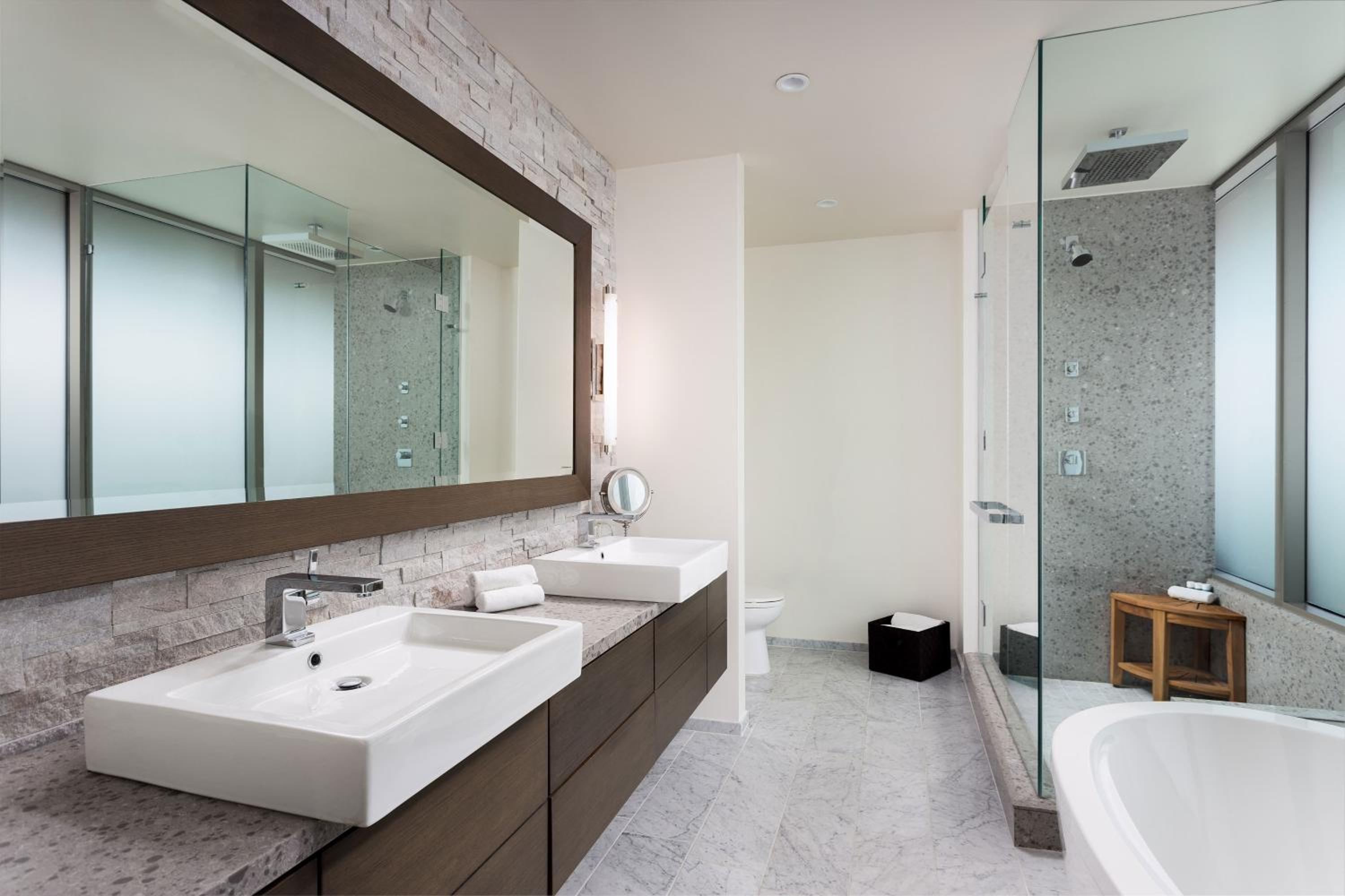 2 Bedrooms, Residential, Penthouse, Suite, 2 King Beds, W Scottsdale 3/3