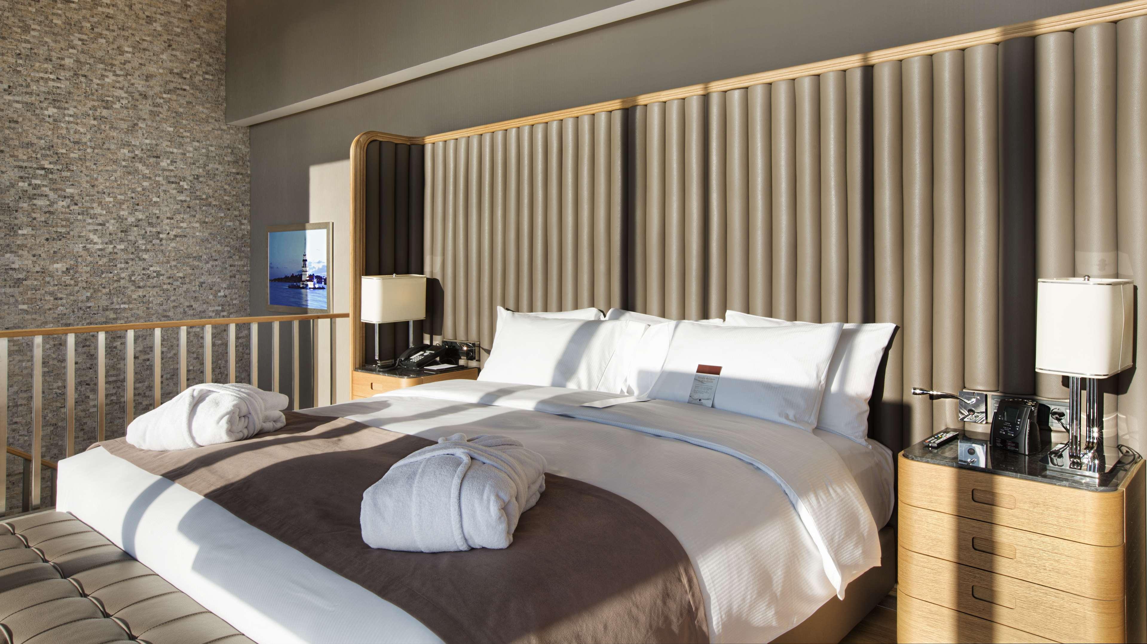 DUPLEX, LOFT, SUITE, KING BED, WITH VIEW