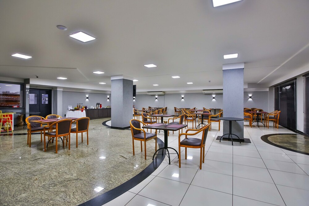 restaurant-cafeteria