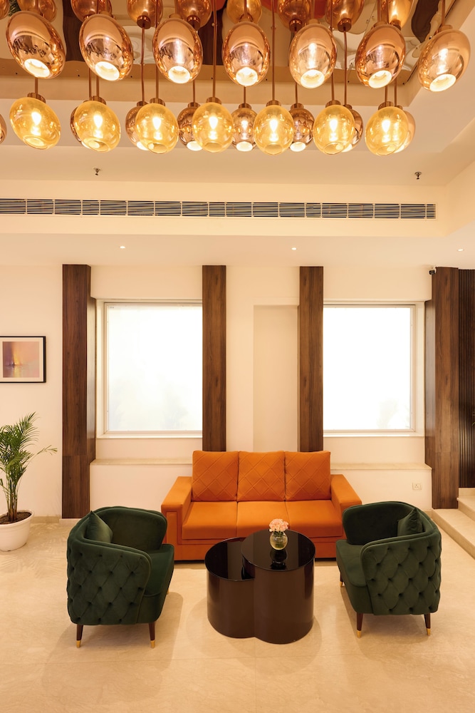 Delite Sarovar Portico Faridabad 16/30