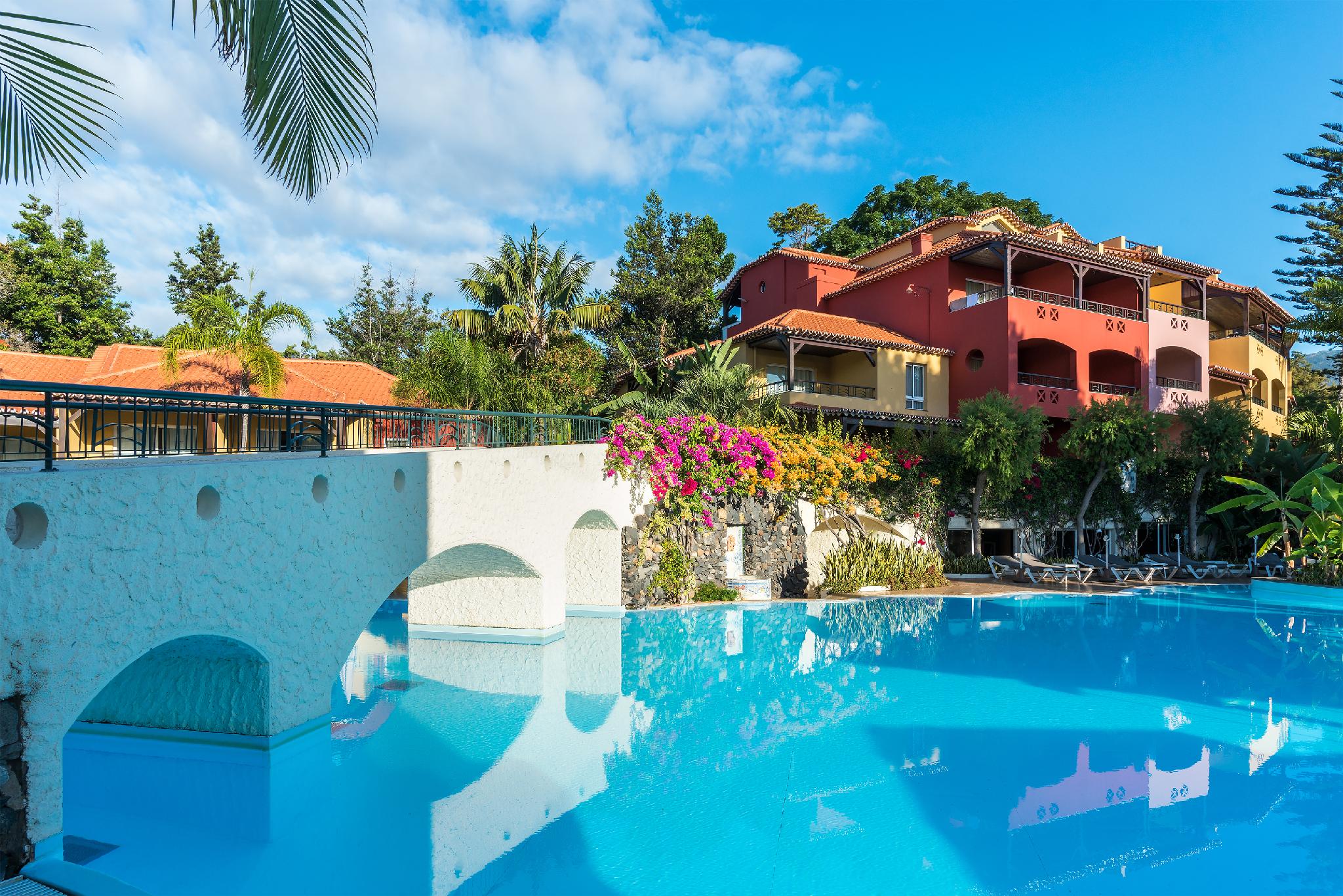 Pestana Village Garden Hotel