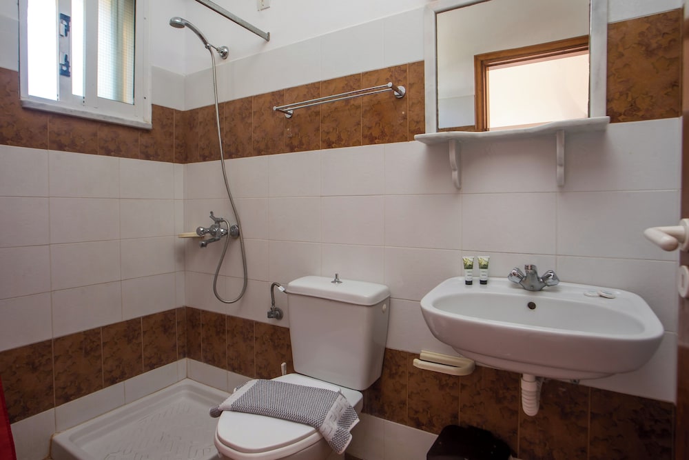 شقة، Diagoras Hotel 7/7