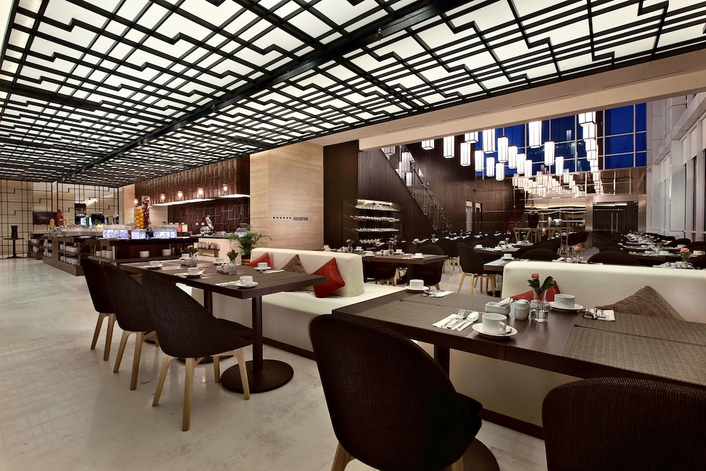 Aston Priority Simatupang Hotel and Conference Center 49/72