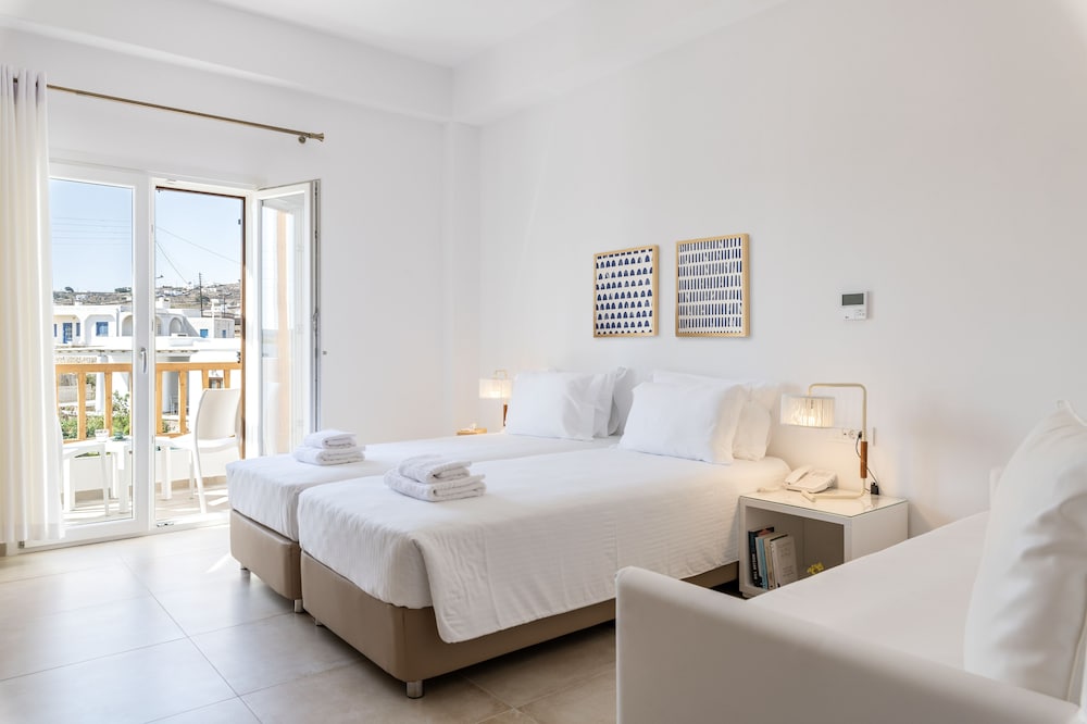 Mykonaki Hotel 10/36