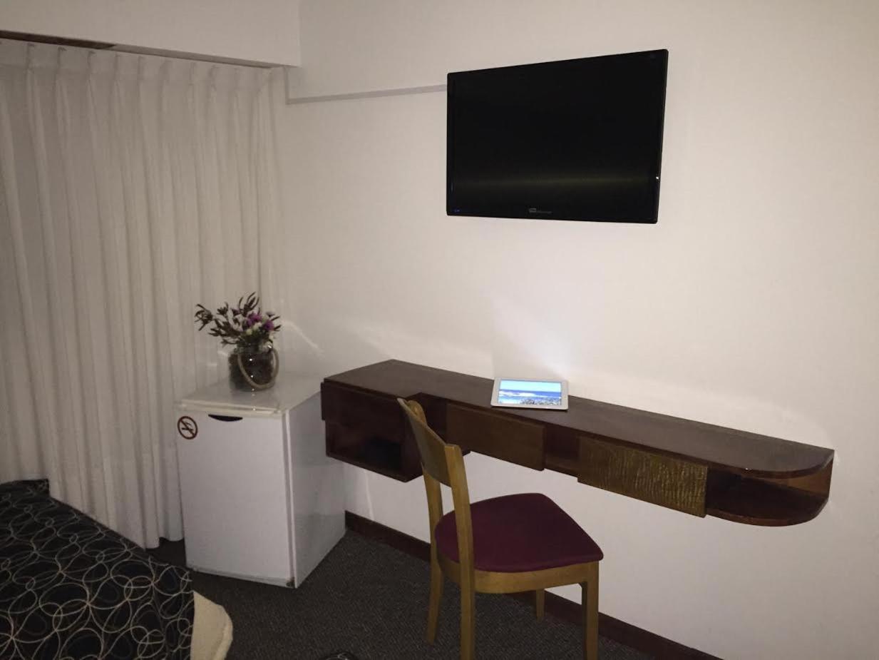 Hotel Morales 32/40