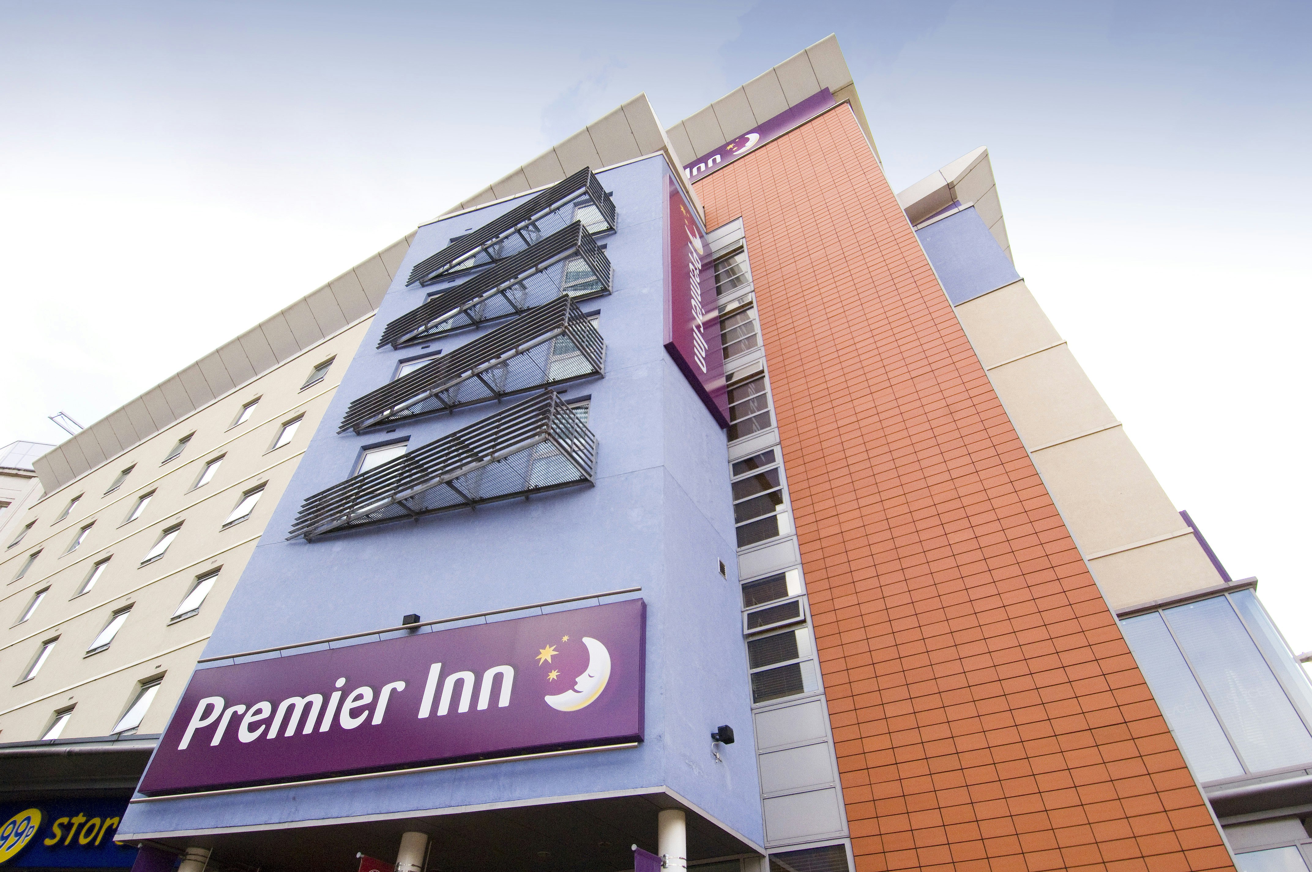 Premier Inn Sheffield City Centre (Angel Street) in SHEFFIELD