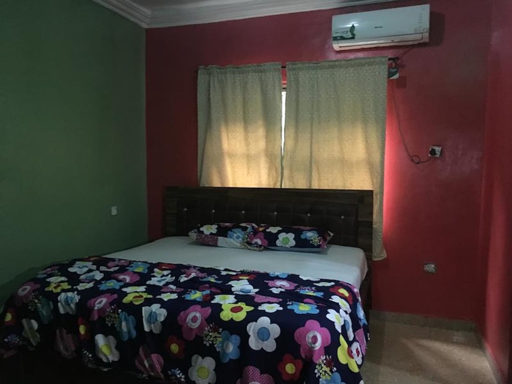 Marble Hill Hotel 10/15