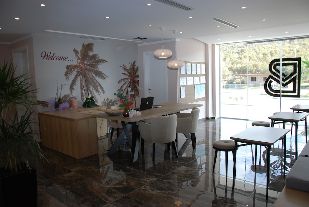 Bianco Hotel 44/61