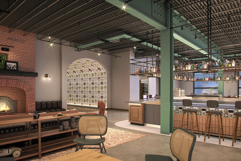 Moxy Cincinnati Downtown 35/50
